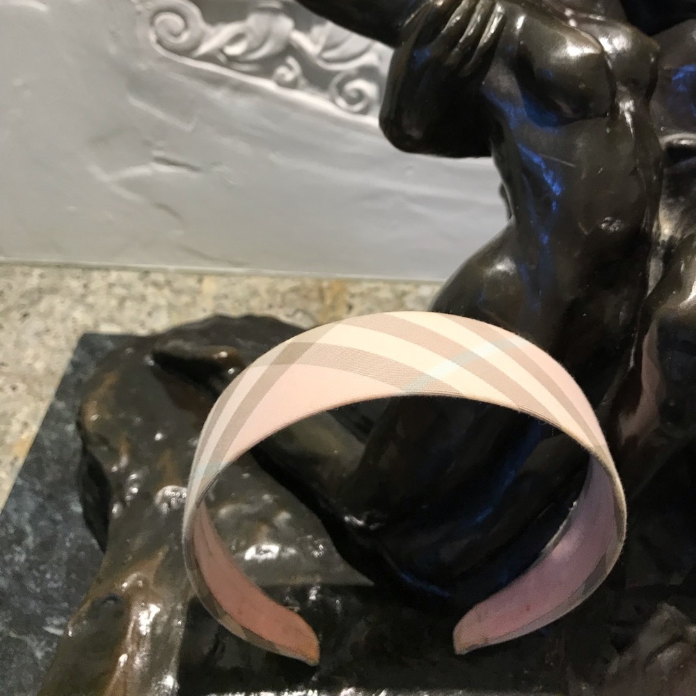Burberry hair band